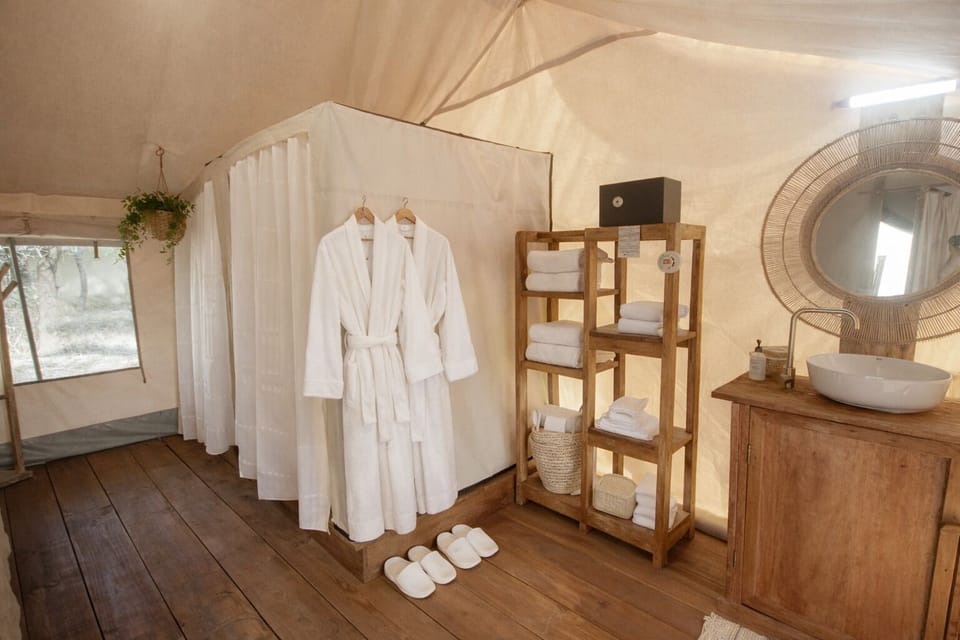 Shower, towels, soap, shampoo