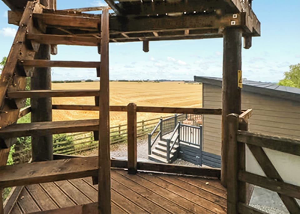 Balcony Terrace, House