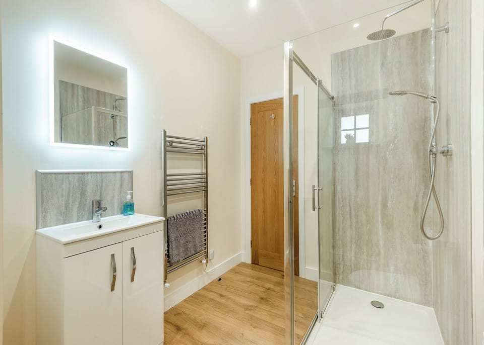 Shower, Bathroom, House
