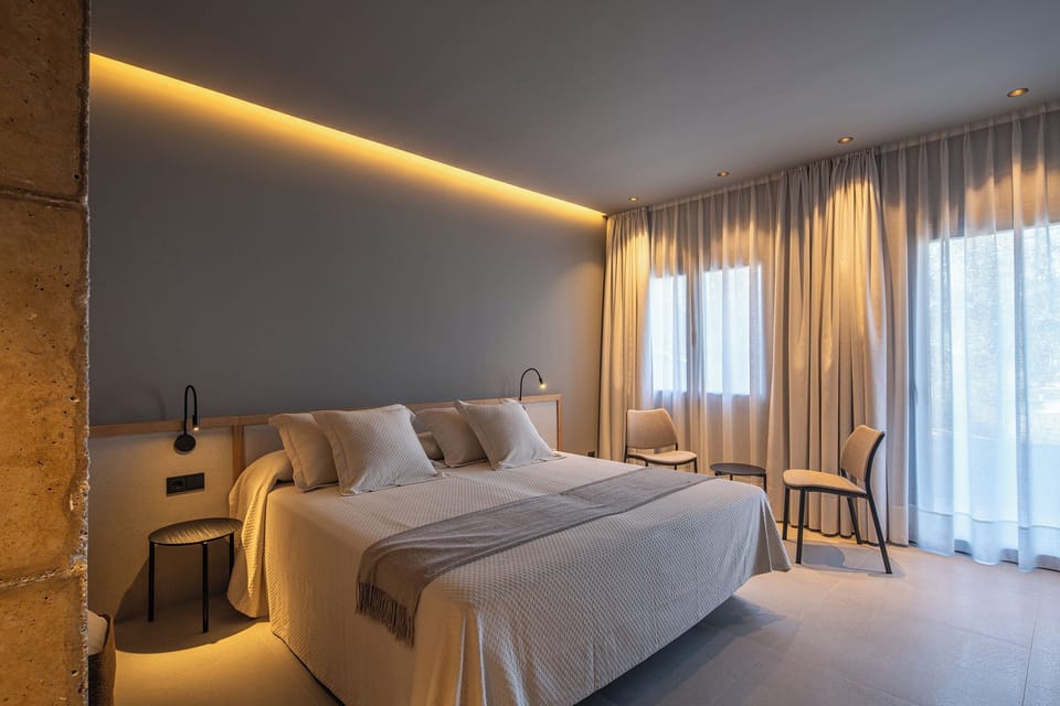 Premium Apartment, Garden View | Desk, laptop workspace, free WiFi