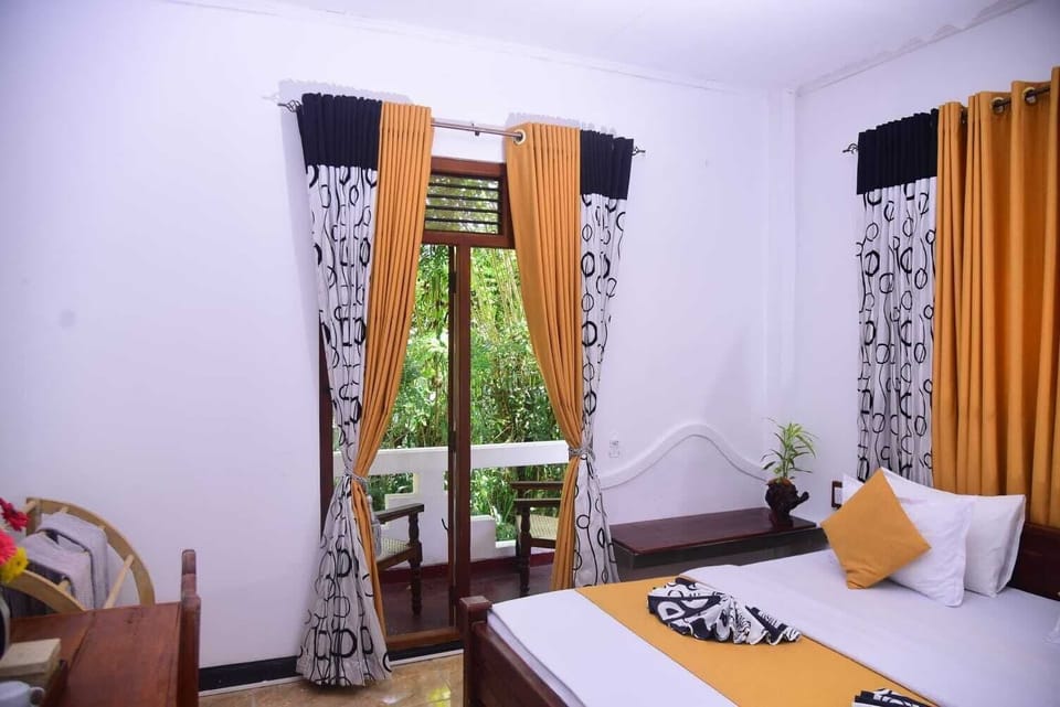 Comfort Double Room, Balcony, Garden View | Desk, iron/ironing board, free WiFi
