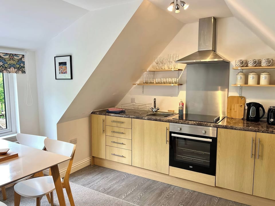 Cottage | Private kitchen | Cookware/dishes/utensils
