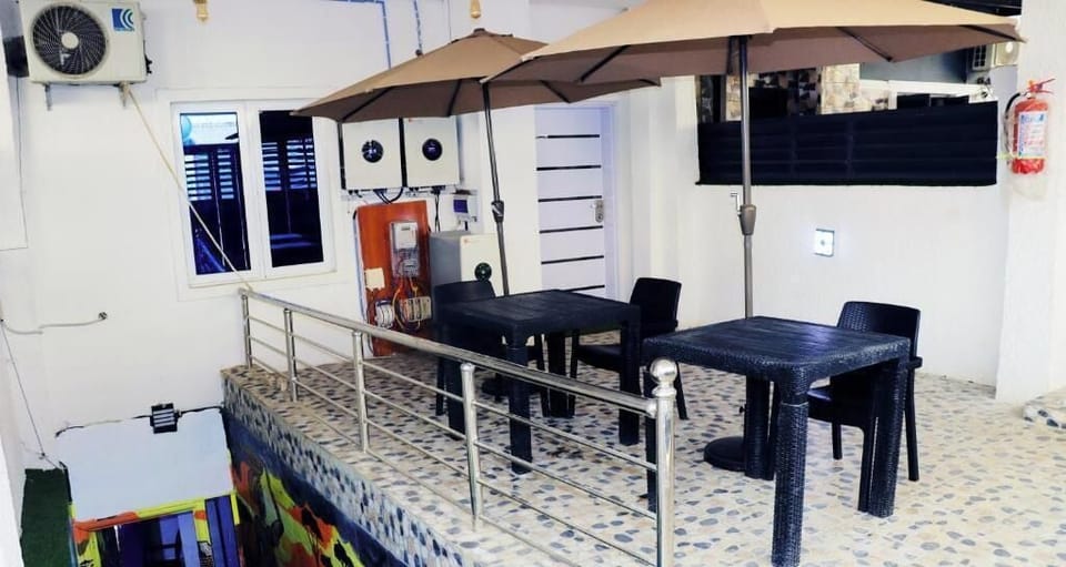 Deluxe Apartment, Balcony, City View | Dining