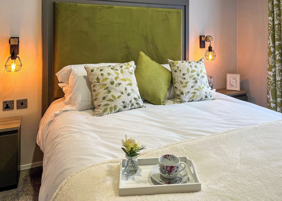 Bed, Bedroom, House