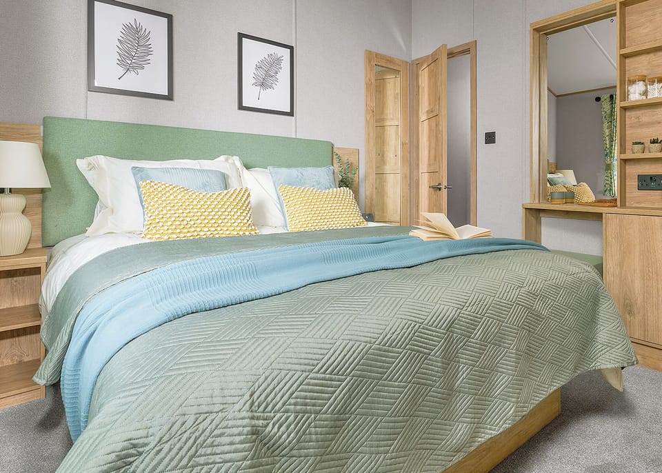 Bedroom, Bed, House