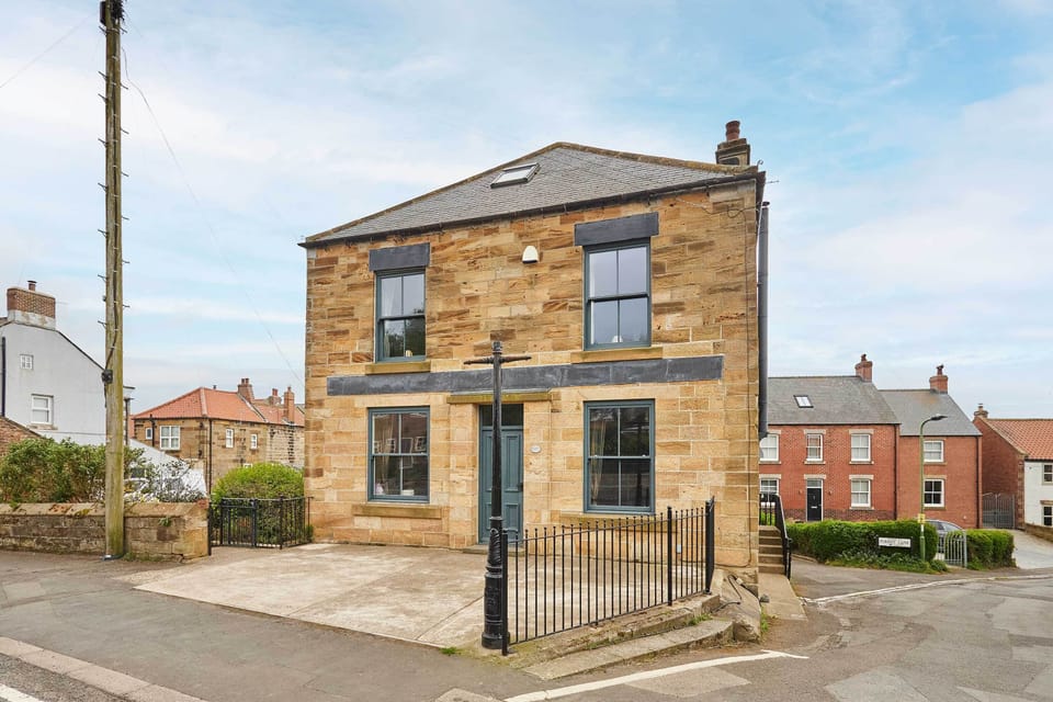 Mulgrave, Saltburn-by-the-Sea - Host & Stay
