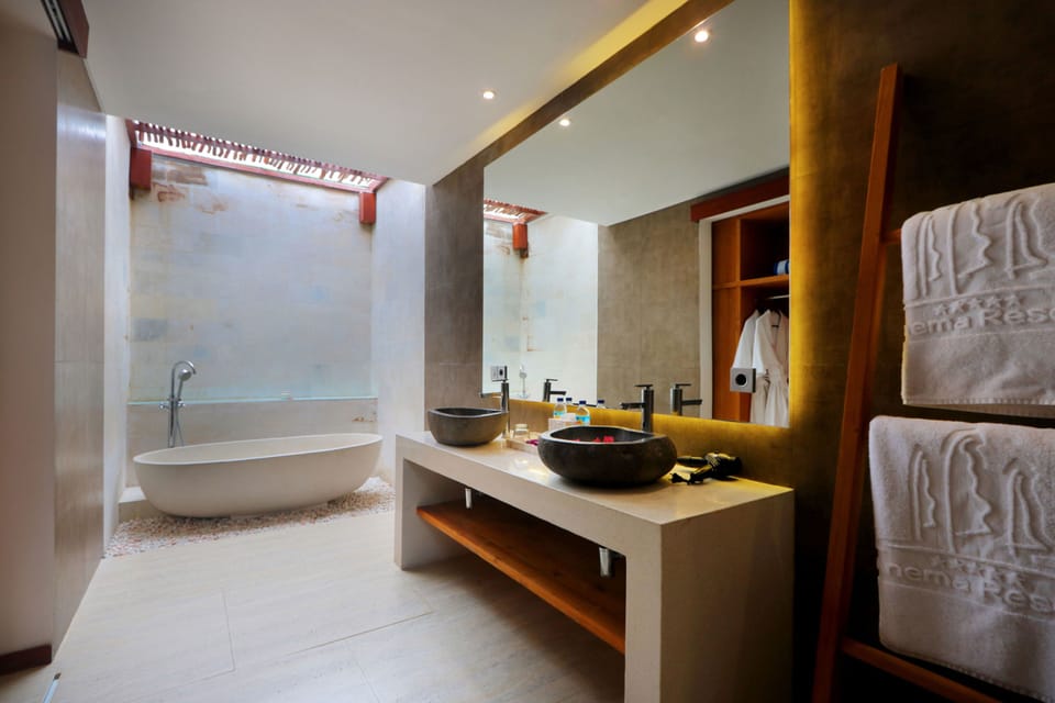 Villa with Private Pool - Water Sport Activities Included | Bathroom | Free toiletries, hair dryer, bathrobes, slippers