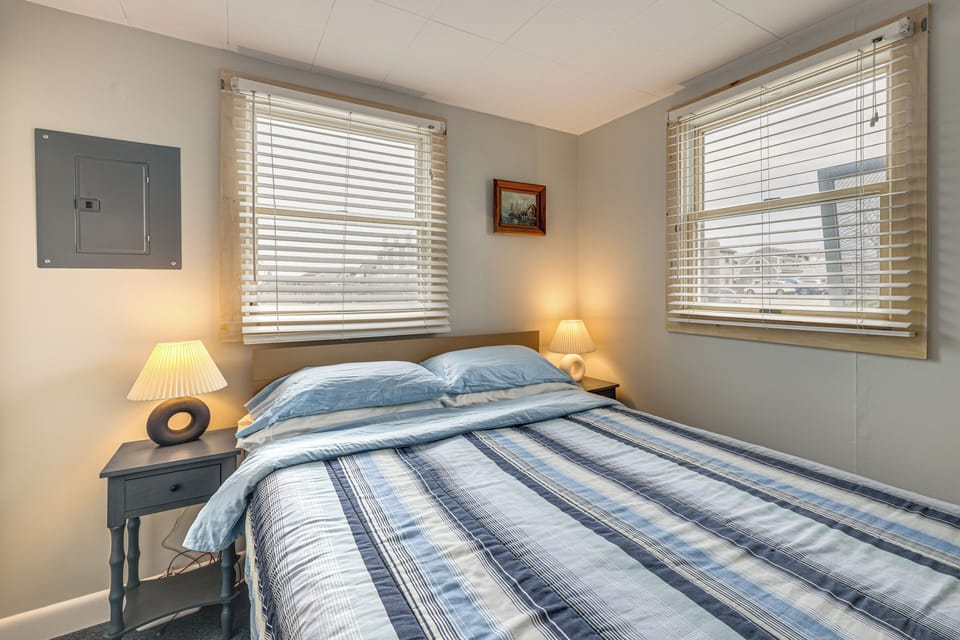 Apartment (1 Bedroom) | Interior