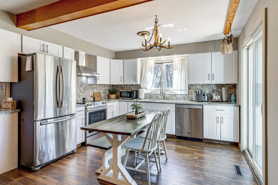 House (2 Bedrooms) | Interior