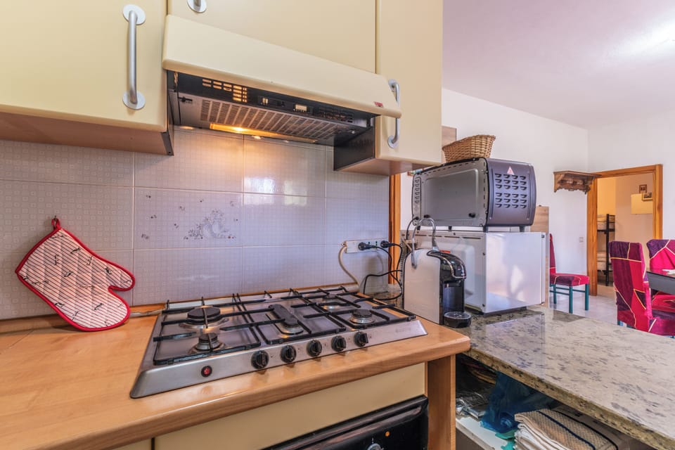 Apartment, Patio | Private kitchen