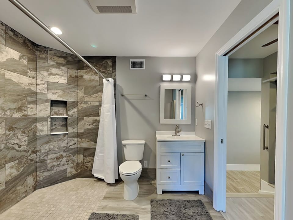 Primary Ensuite Bathroom - Large Walk-In Shower