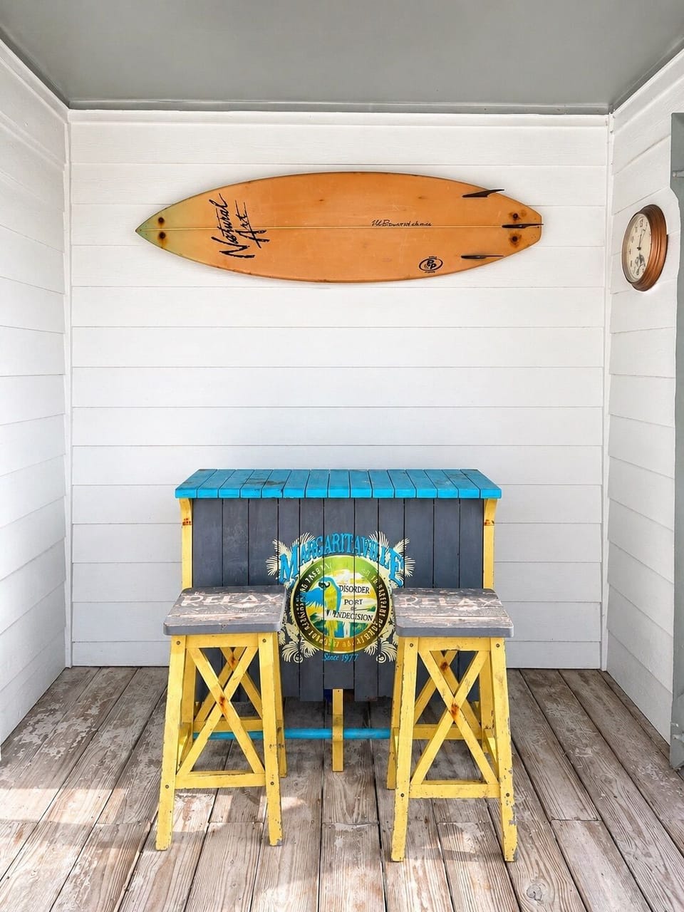 Bar seating available under the carport, perfect for entertaining!