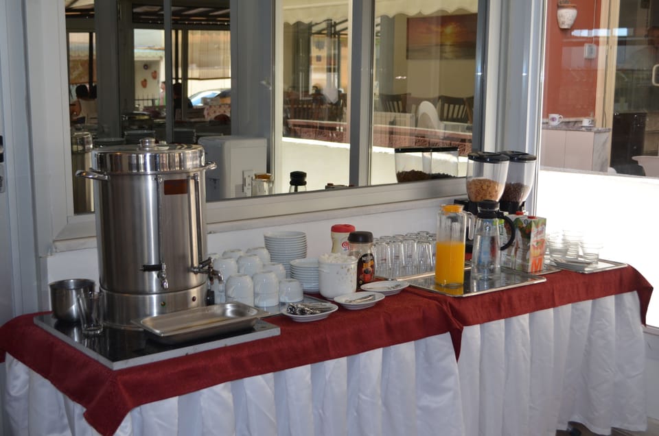 Free daily full breakfast