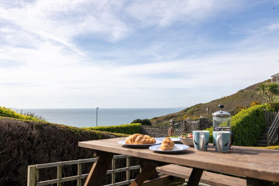 4 Adas Terrace Seaview From Garden