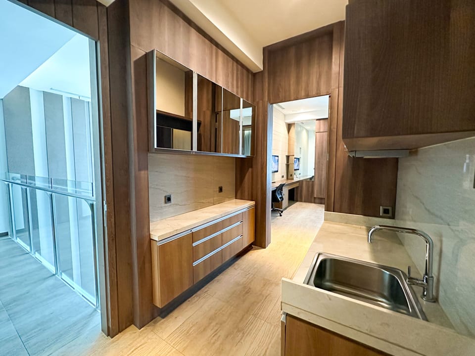 Suite, 3 Bedrooms | Private kitchenette | Fridge, coffee/tea maker, highchair