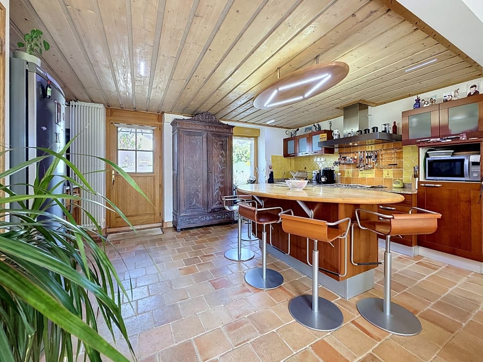 Kitchen / Dining Room