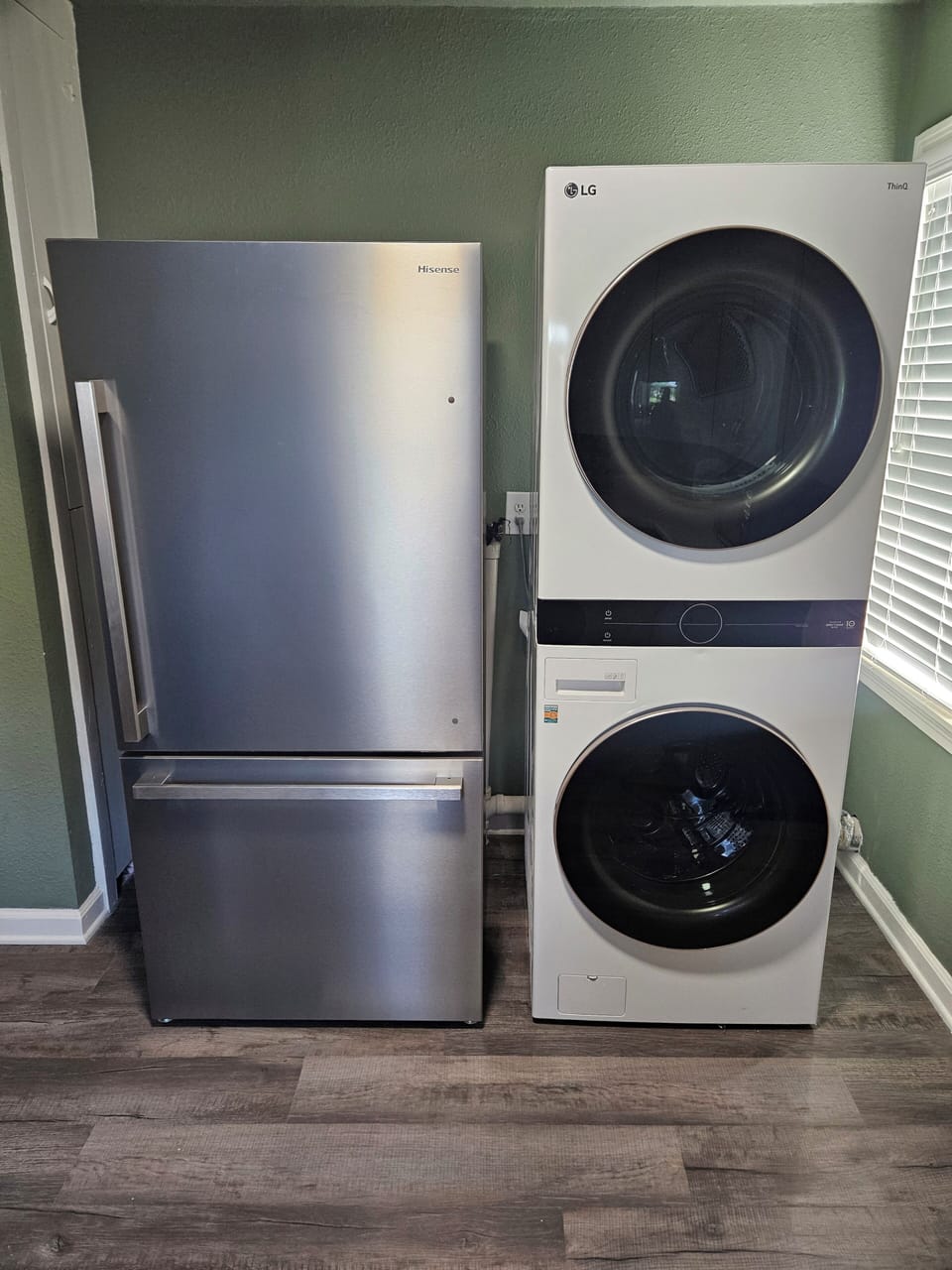 refrigerator, washer and dryer