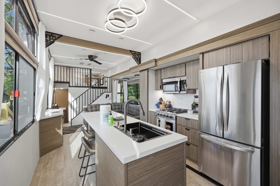 Kitchen with residential appliances. 