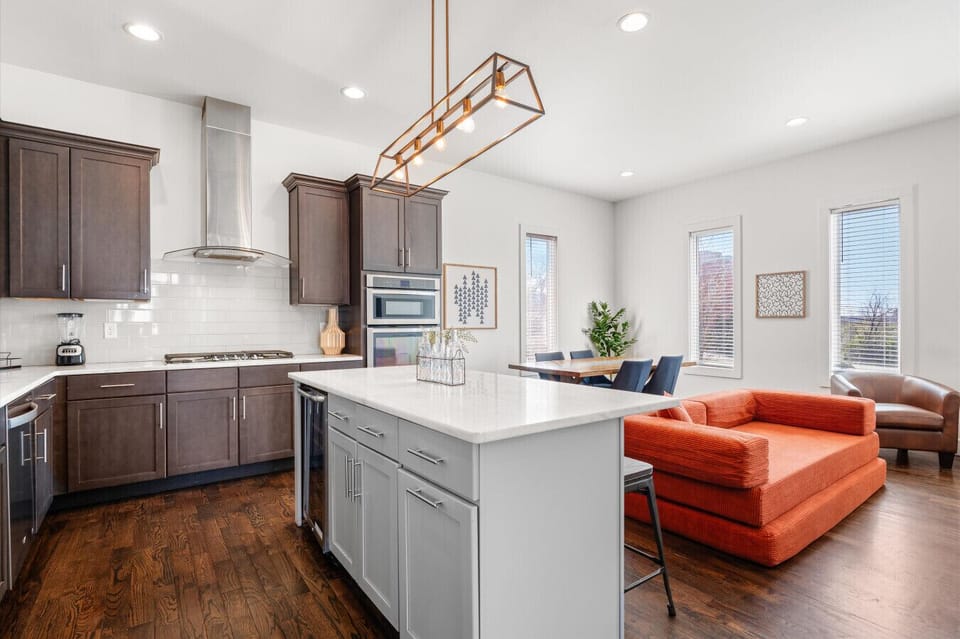 Home 1: Fully stocked and ready for your group. Whether you`re fueling up before a night on Broadway or hosting a pre-party, this kitchen has everything you need to make a meal.