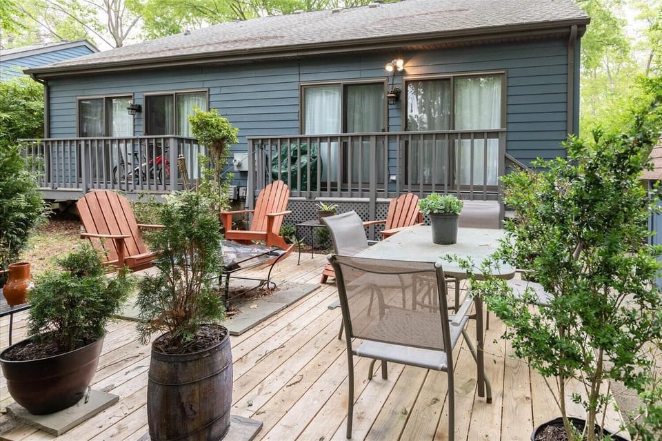 A charming backyard patio, perfect for families, friends and enjoying the fresh air.