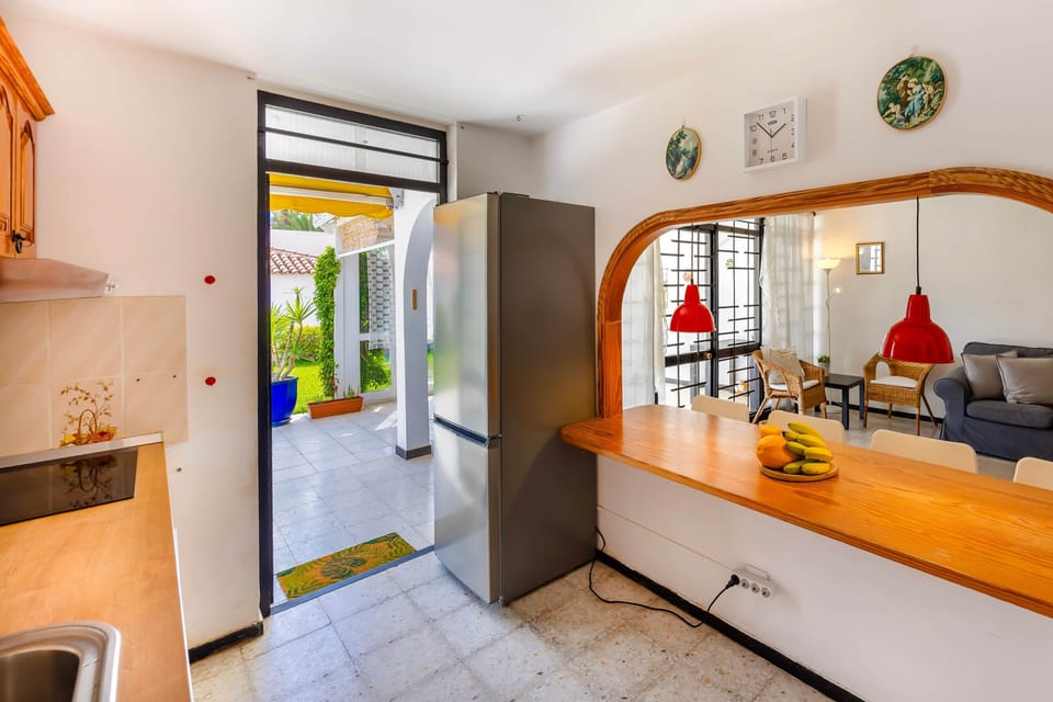 Vacacia Tauro Paseo Suiza kitchen2