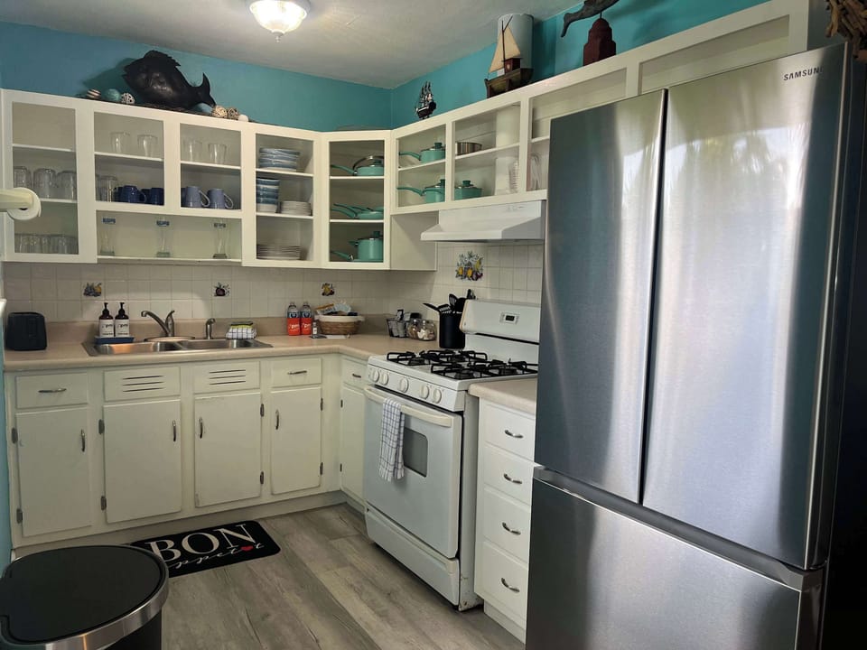 Full view of kitchen