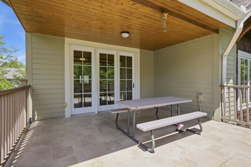 Take a break at the clubhouse pool, where you can cool off, lounge, and spend a little time soaking in the elevated setting before heading back out or calling it a day.