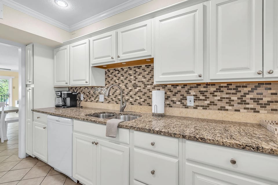 Villa, Multiple Beds (Bayview Villas 101) | Private kitchen