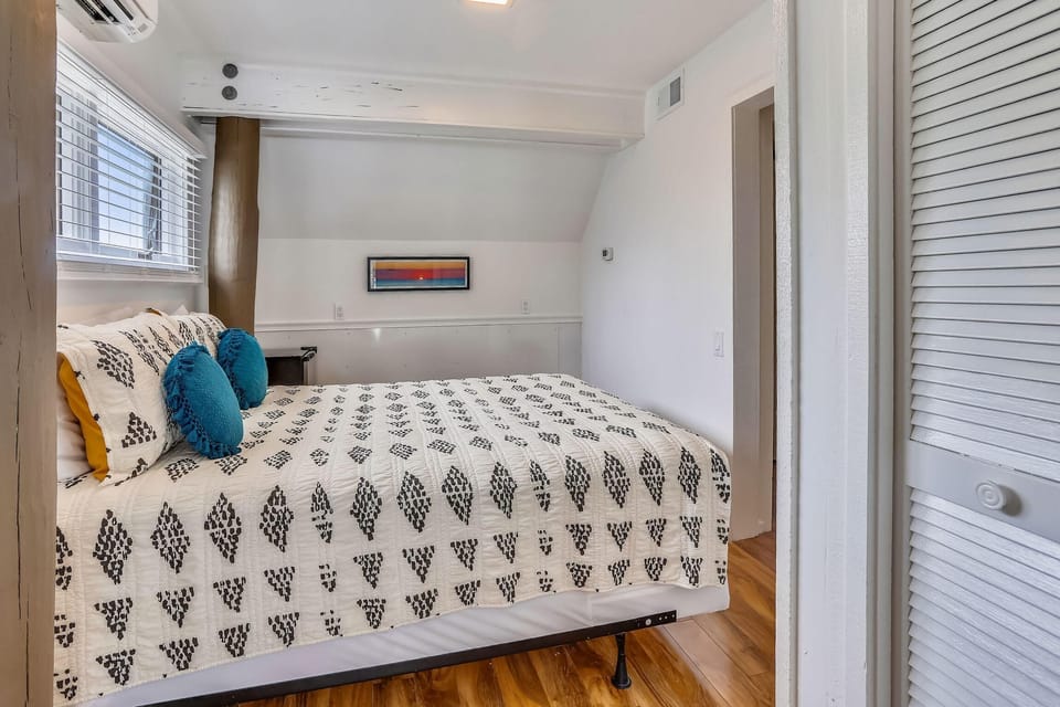 House, Multiple Beds (Sunset Beach House) | 3 bedrooms