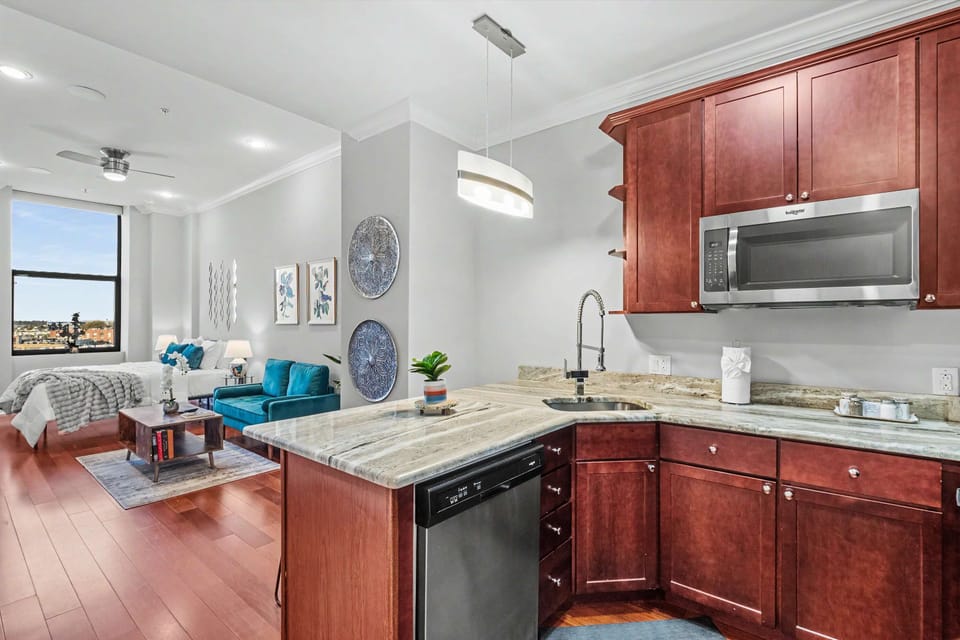 Full Kitchen