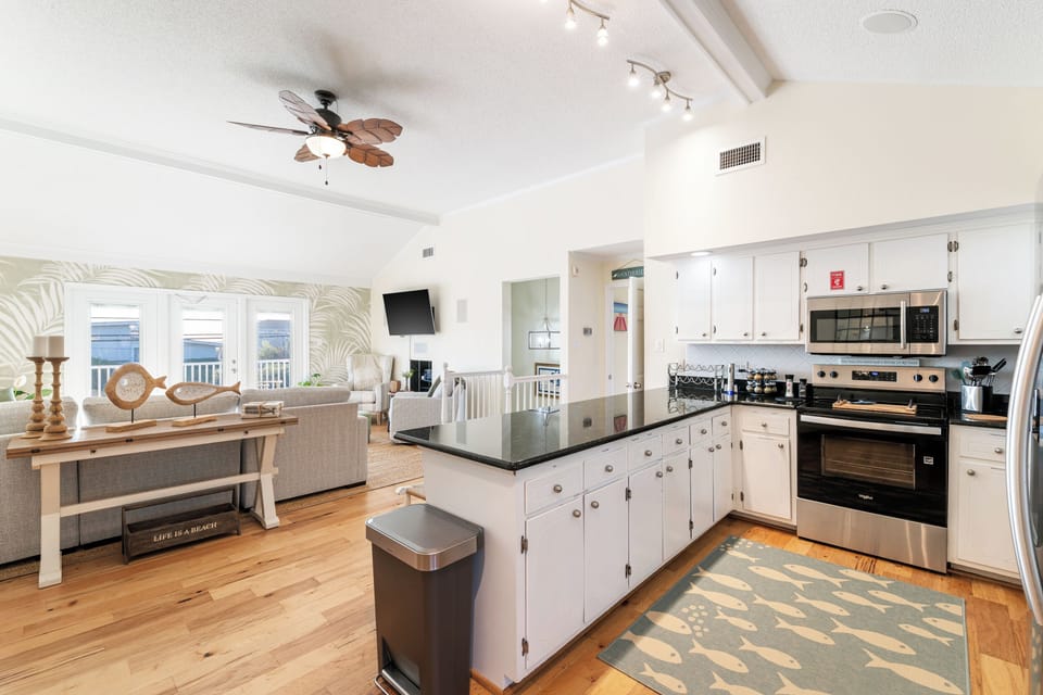 Full Kitchen