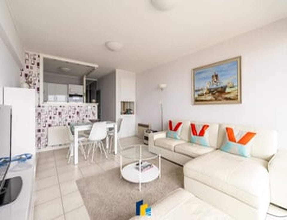 Apartment | Living room