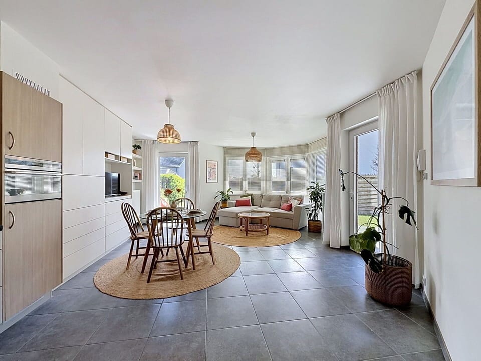 Furniture, Flooring, Interior Design, Floor, Wood, Ceiling, Wood Flooring, Chair, Table, Home