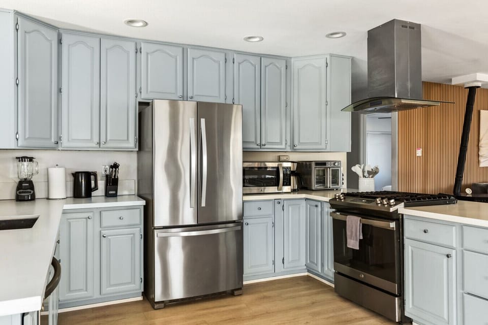 A full kitchen ready for coffee, brunch, or dinner.
