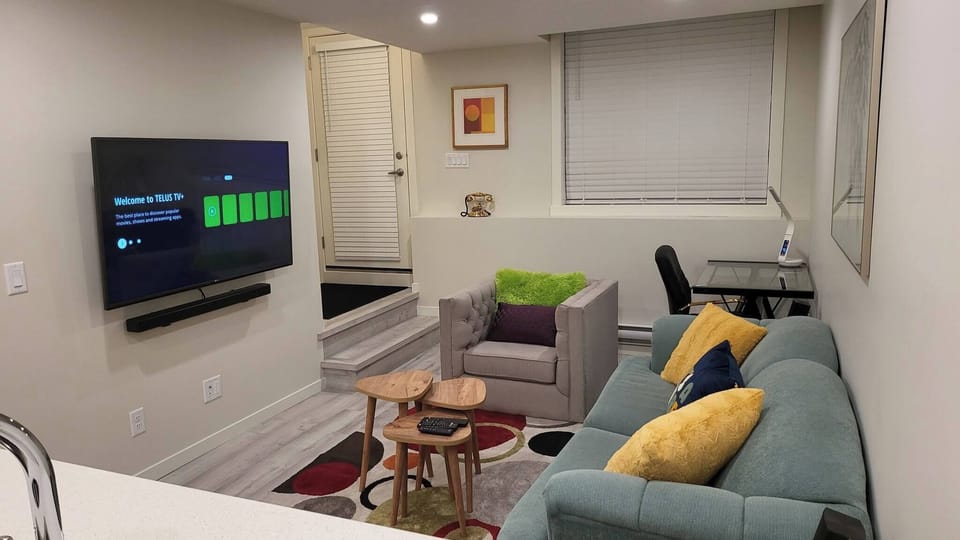 Apartment, 1 Bedroom, Balcony | Living room