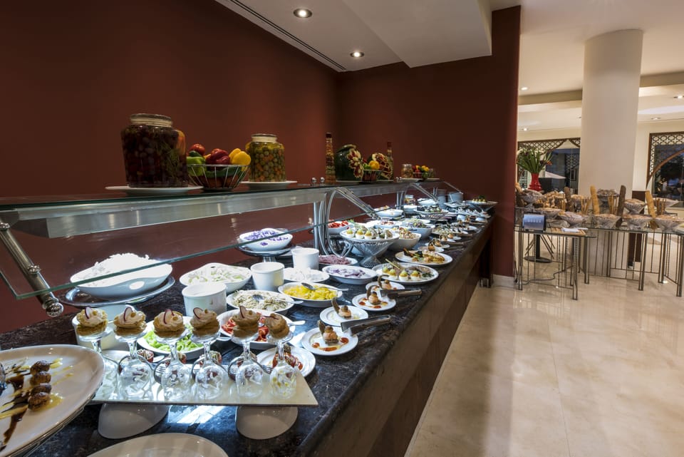 Daily buffet breakfast for a fee