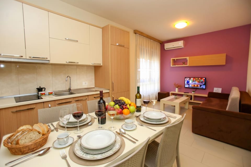 Kitchen and dining area