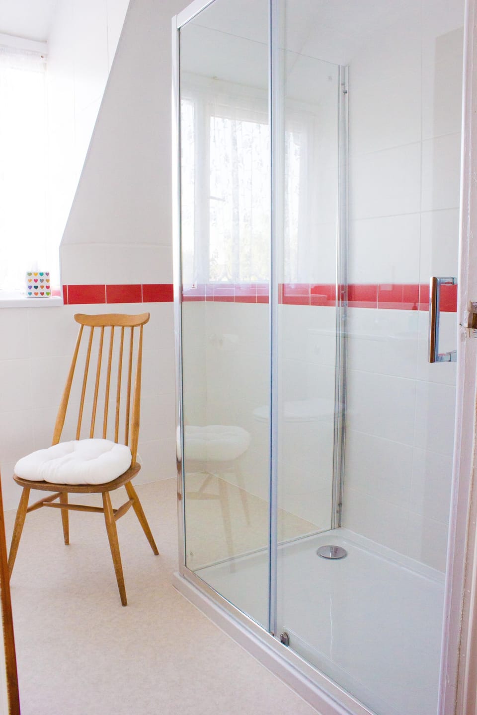 Double Room, Ensuite | Bathroom | Free toiletries, hair dryer, shampoo, toilet paper