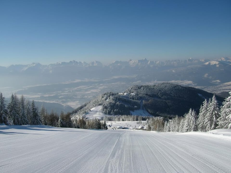 Region [winter] (>5 km)