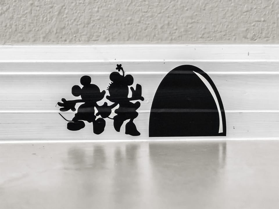 🐭 Hidden Mickey alert! See how many Hidden Mickeys your family can find throughout the home during your stay.