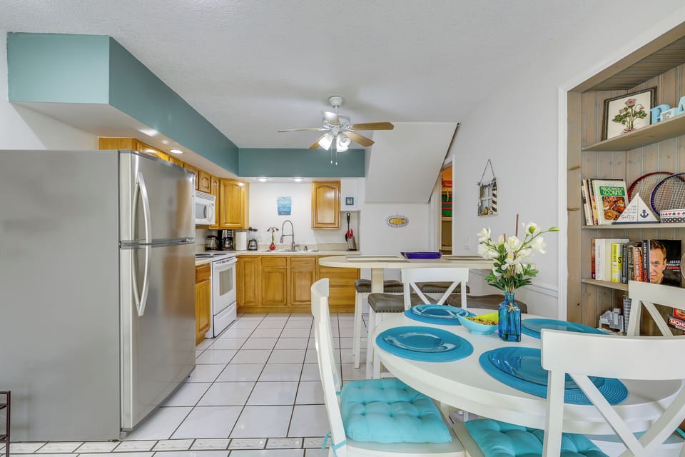 Dining Tables | Kitchen