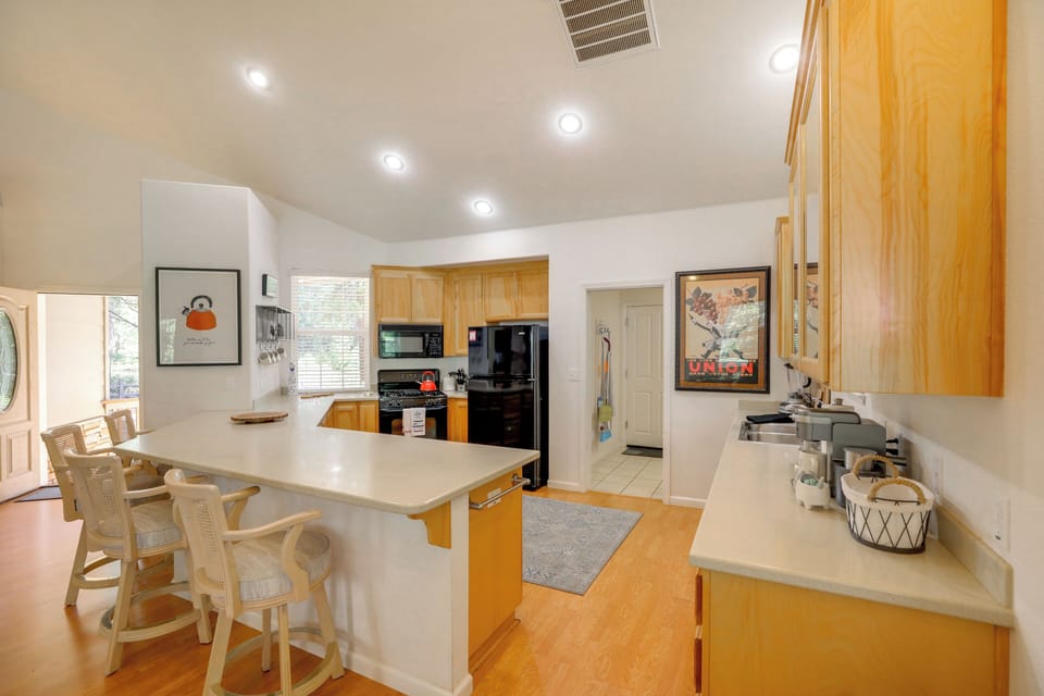 Kitchen | Dishwasher | Toaster
