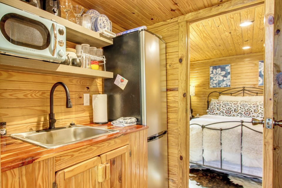 Kitchenette | 1st Floor