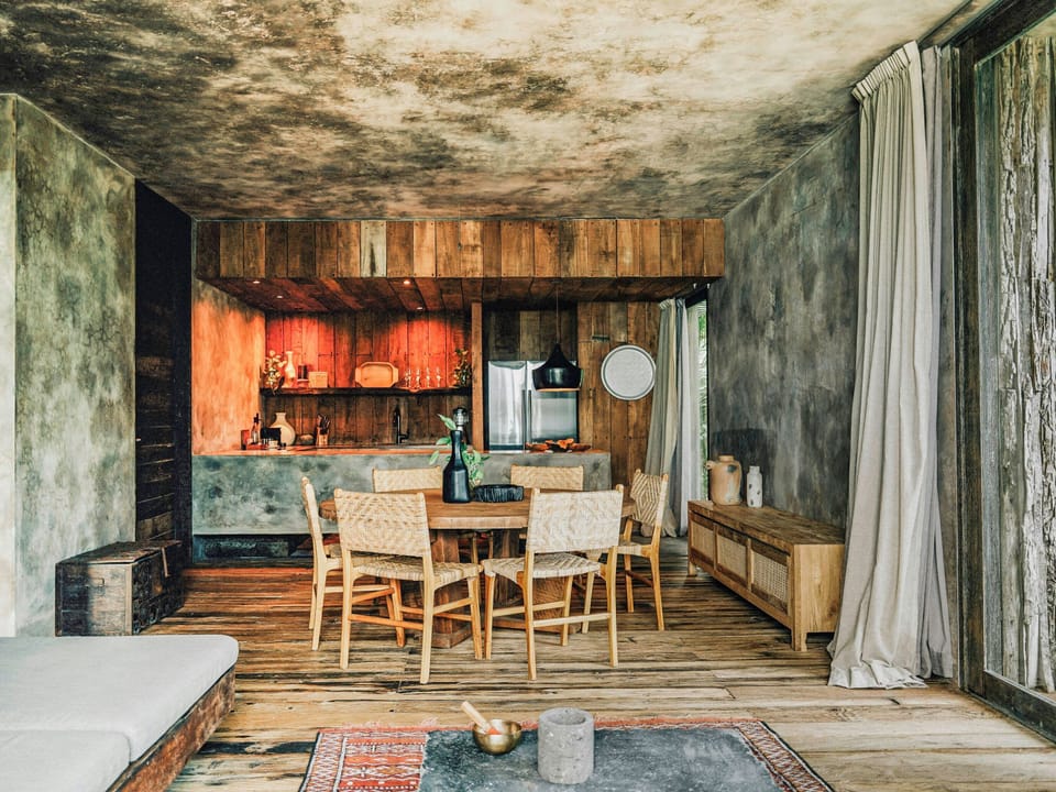 Deluxe Room, 1 King Bed, Ocean View | Private kitchen