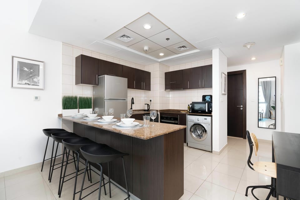 Deluxe Apartment | Private kitchen | Espresso maker, coffee/tea maker, electric kettle