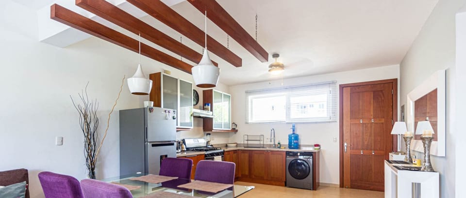 Apartment, 2 Bedrooms, Balcony, Garden View | Dining room