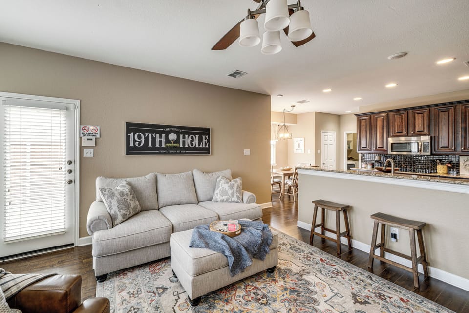 House (4 Bedrooms) | Interior