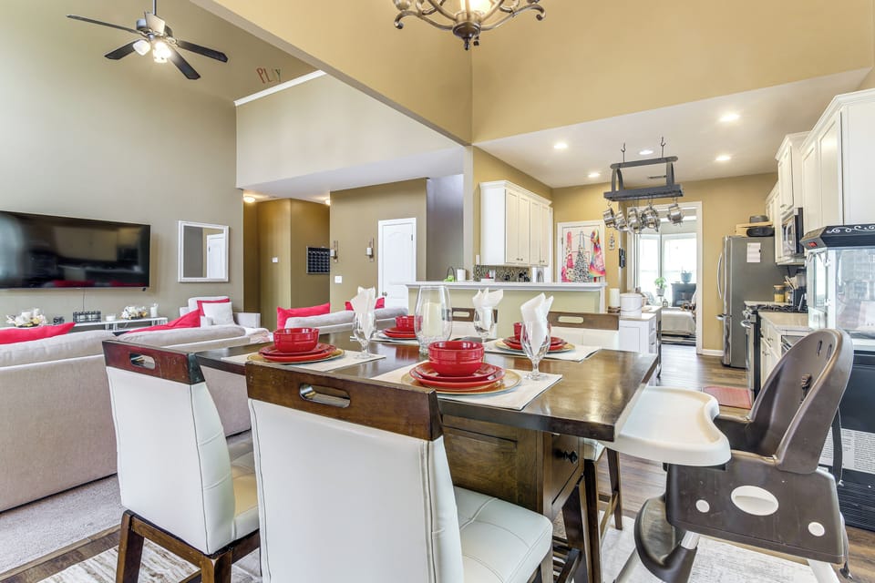 House (4 Bedrooms) | Interior