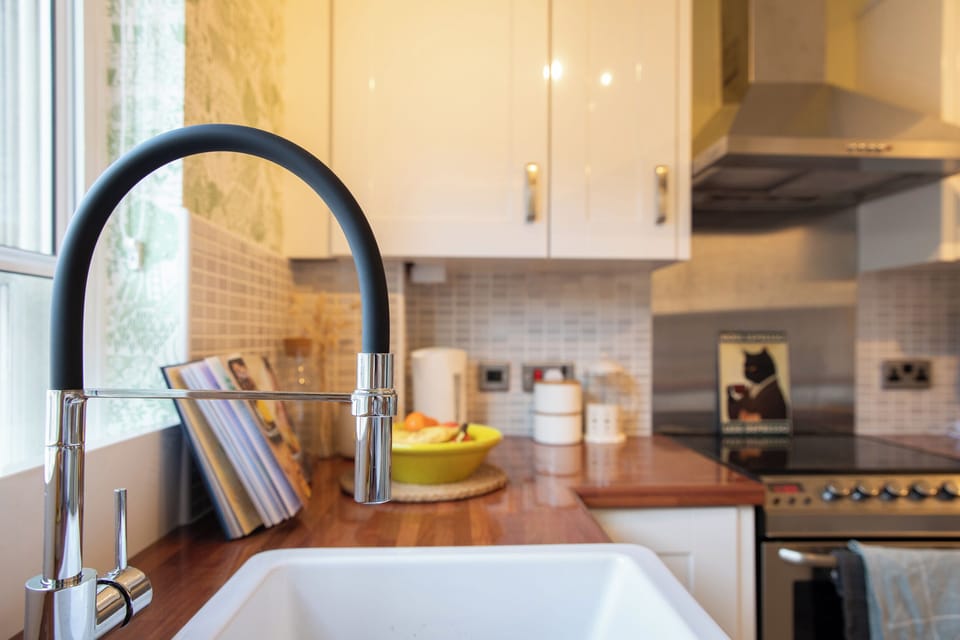Dishwasher, cookware/dishes/utensils