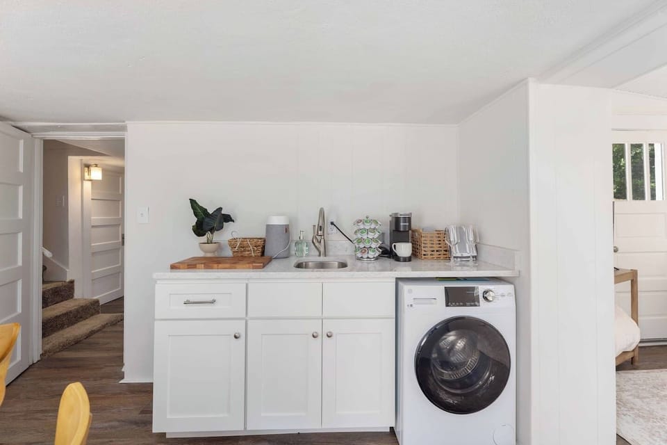 Kitchenette space